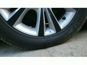 汽车轮胎漏慢气悄无声息，怎样检查轮胎是否漏慢气？哪里漏？