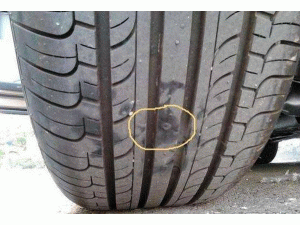 轮胎被钉子扎了1公分没漏气还用补吗？